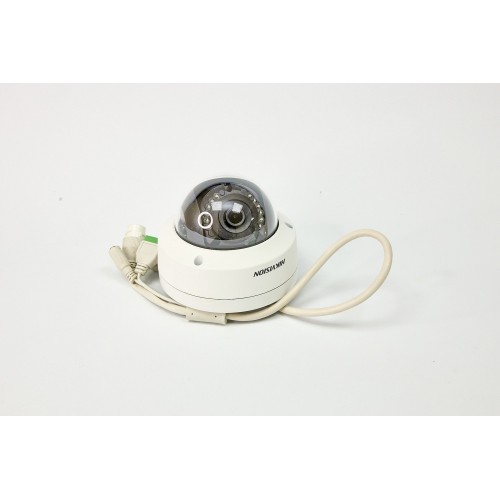 IP-камера HikVision DS-2CD2122FWD-IS 